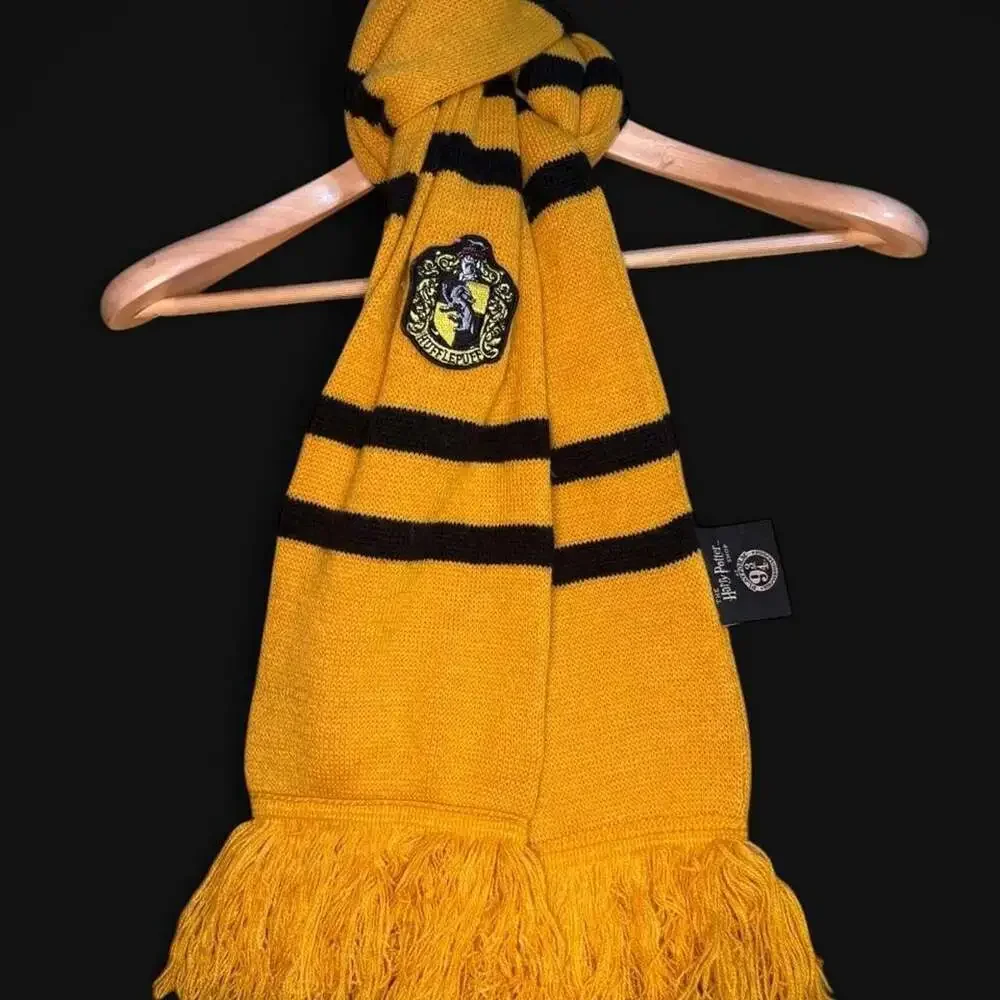 Cinereplicas Harry Potter Deluxe Hufflepuff House Scarf
